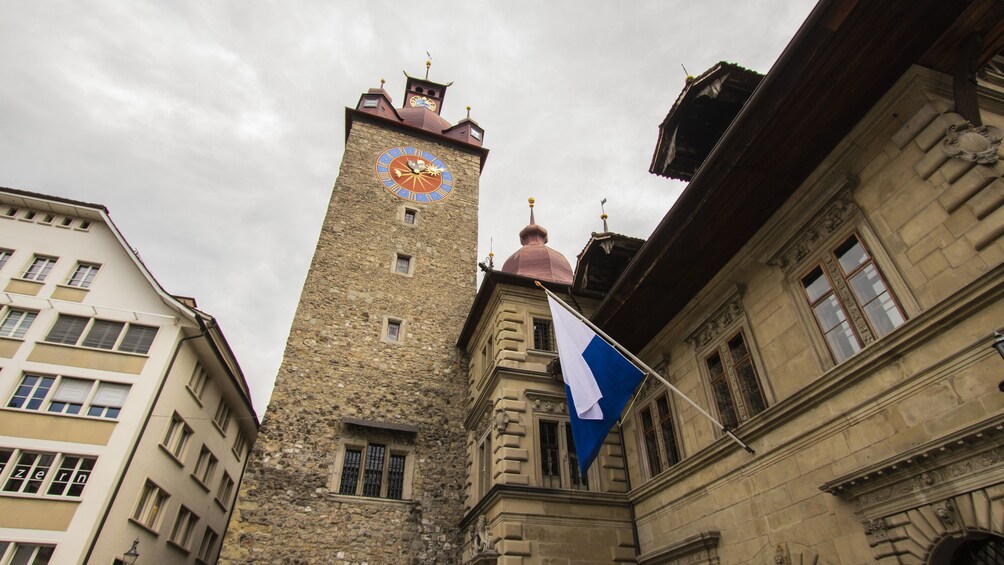 Historical Walk through Lucerne with a Local 4