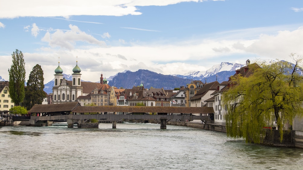 Historical Walk through Lucerne with a Local 1