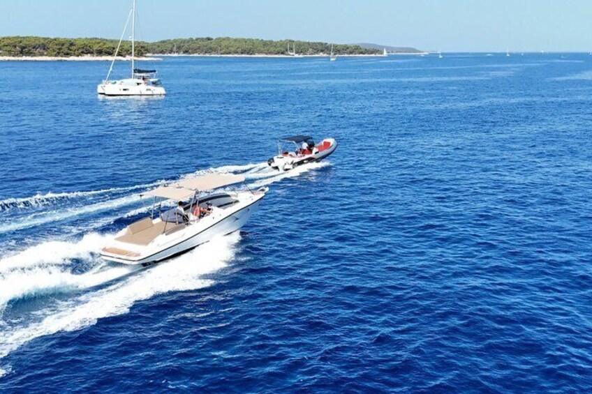 BLUE CAVE & 5 islands tour from Hvar 3