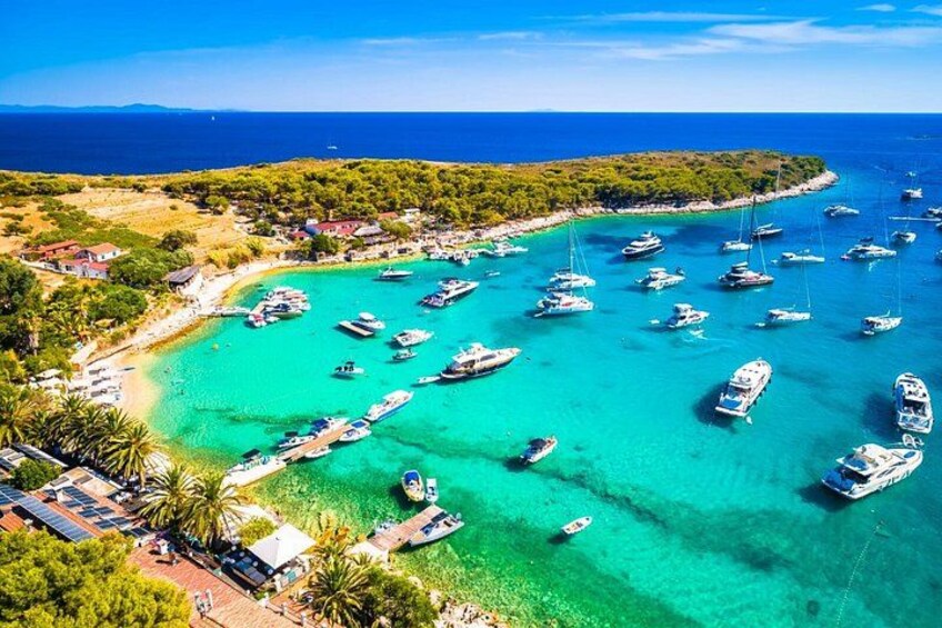 Private tour from Hvar Blue cave & paklinski islands 2