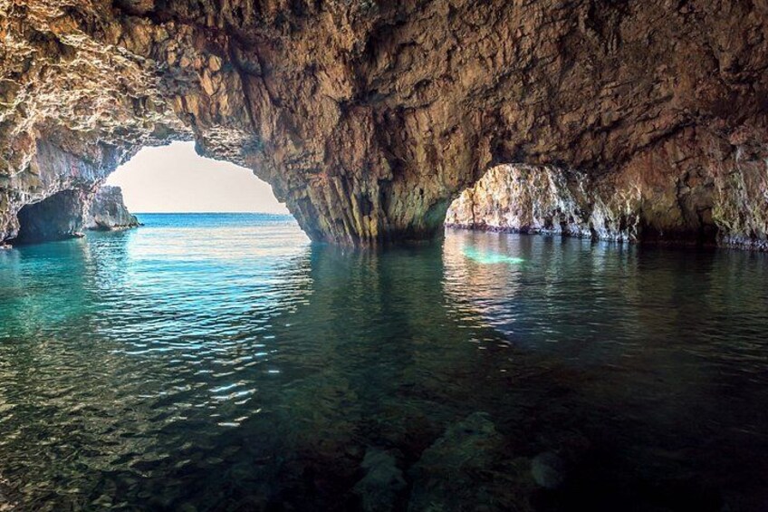 Private tour from Hvar Blue cave & paklinski islands 4