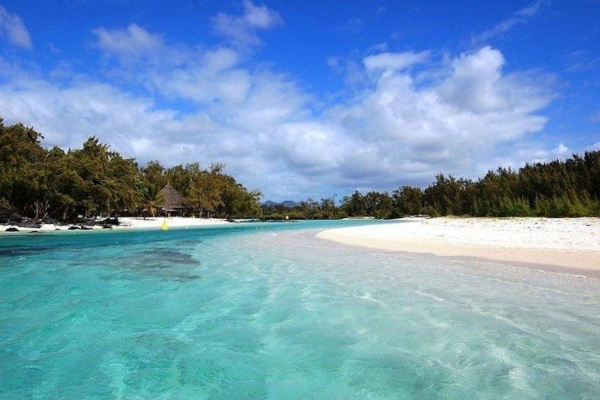 Ile Aux Cerfs 4