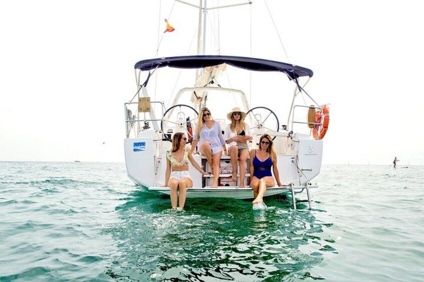 Barcelona Private Sailing with Open Bar & Tapas (max 9) 1