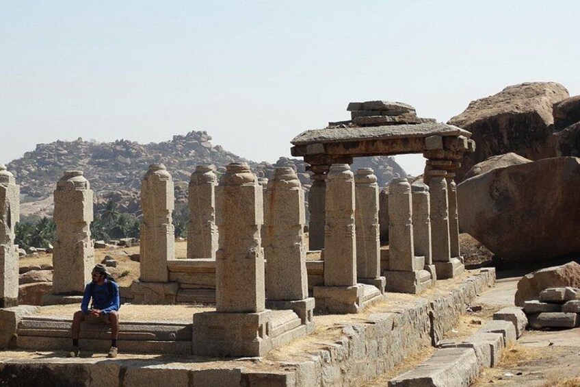 temples pliiars ruined 4