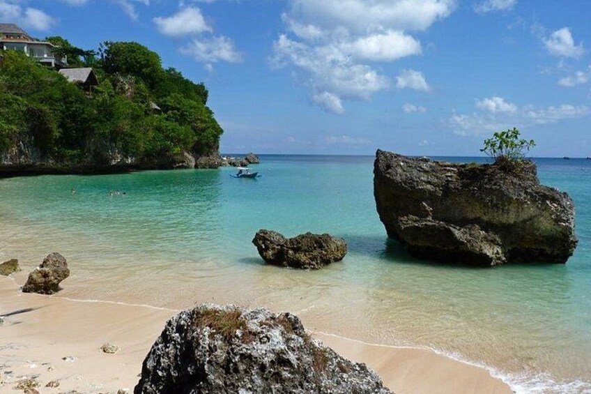 padang-padang beach 1