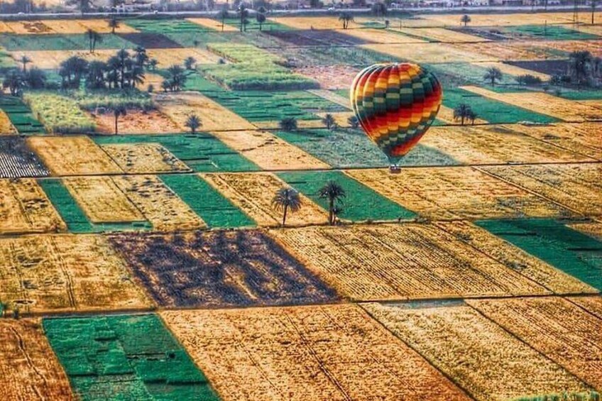 Luxury Hot Air Balloon Riding in Luxor 3
