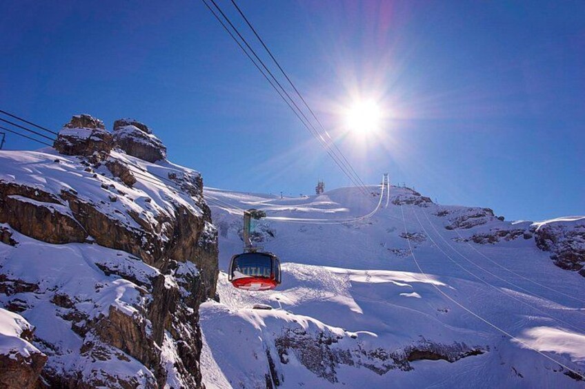 Mt Titlis Cable Car from Engelberg with Ice Flyer 4