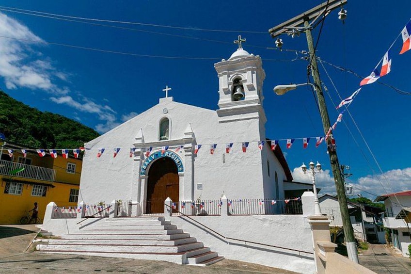 All Inclusive Taboga Island Catamaran Tour from Panama City 2