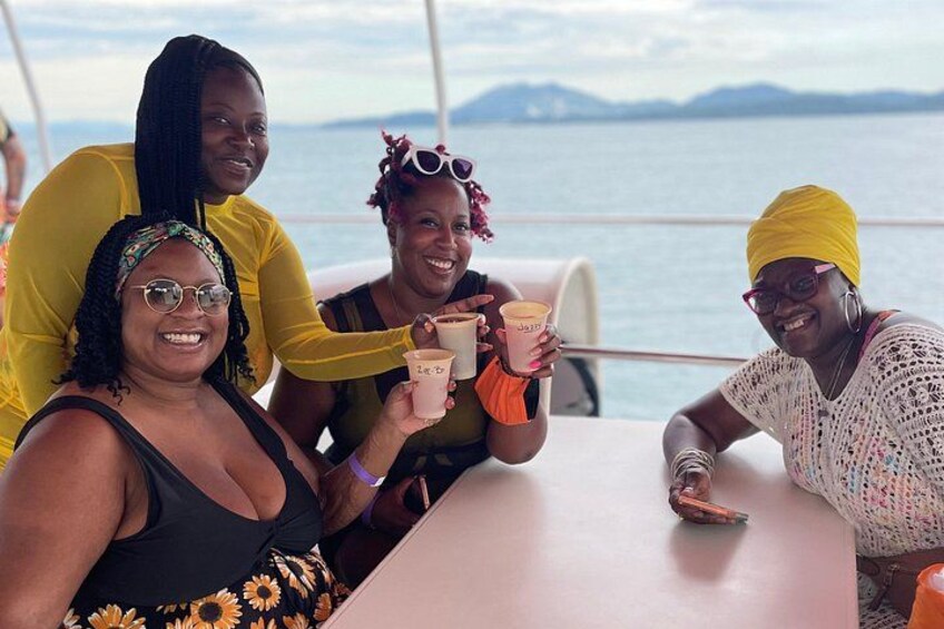 All Inclusive Taboga Island Catamaran Tour from Panama City 2