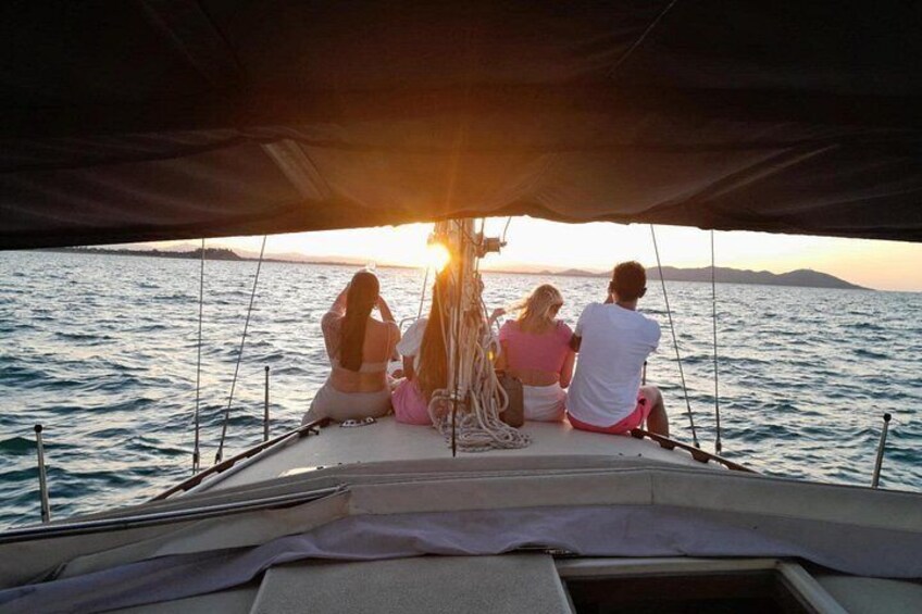Townsville Sunset Sail Cruise Boat Tour Charter Hire Sailing Hire 3