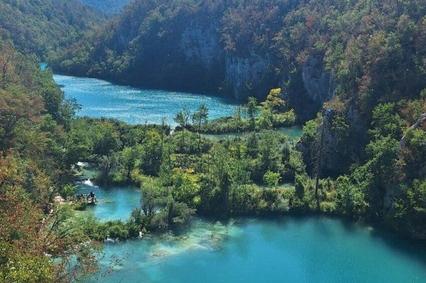 Zadar to Plitvice lakes: Guided tour with pre-booked tickets 4