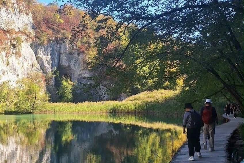 Zadar to Plitvice lakes: Guided tour with pre-booked tickets 1