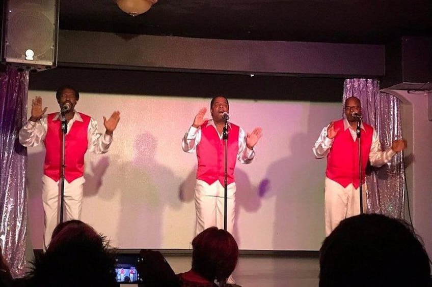 Motown Downtown Tribute Show in Branson 5