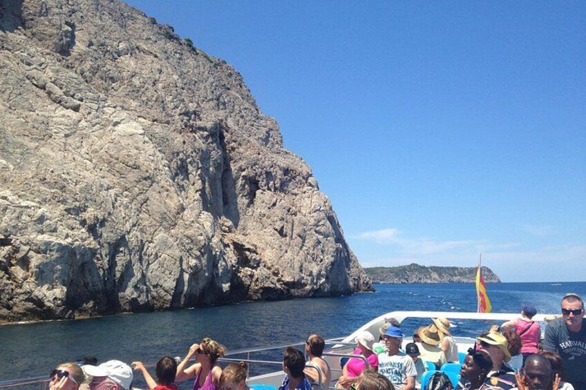 Panoramic Mallorca Boat Trip to Formentor Beach 5
