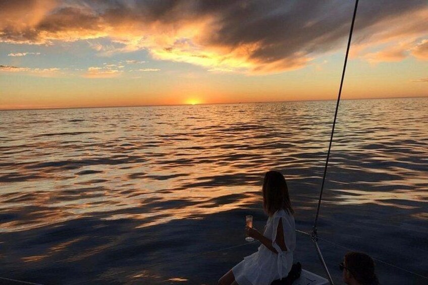 Sunset Champagne Cruise from Cape Town 3