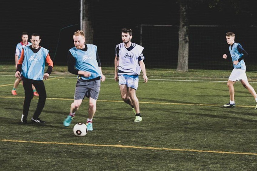 Play Football Friendly in Vienna 1
