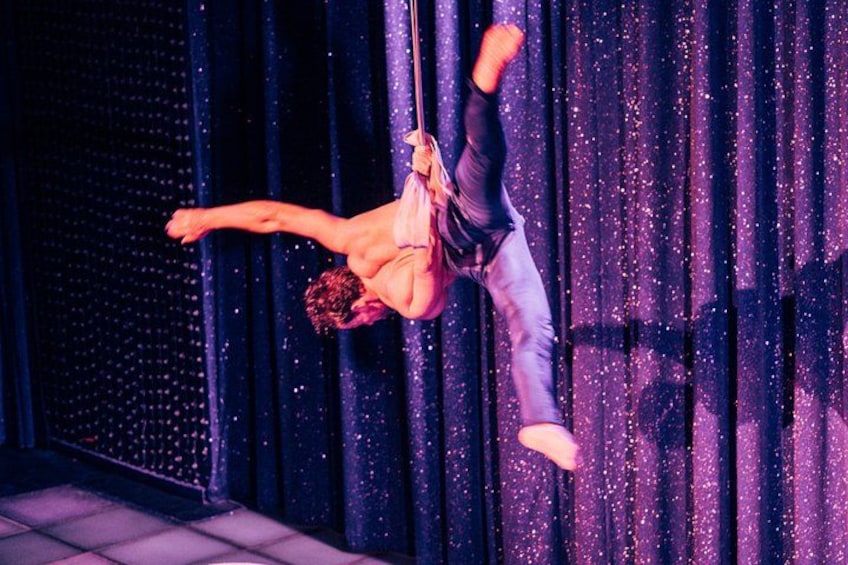 Paris La Nouvelle Eve Cabaret Show in Montmartre 3