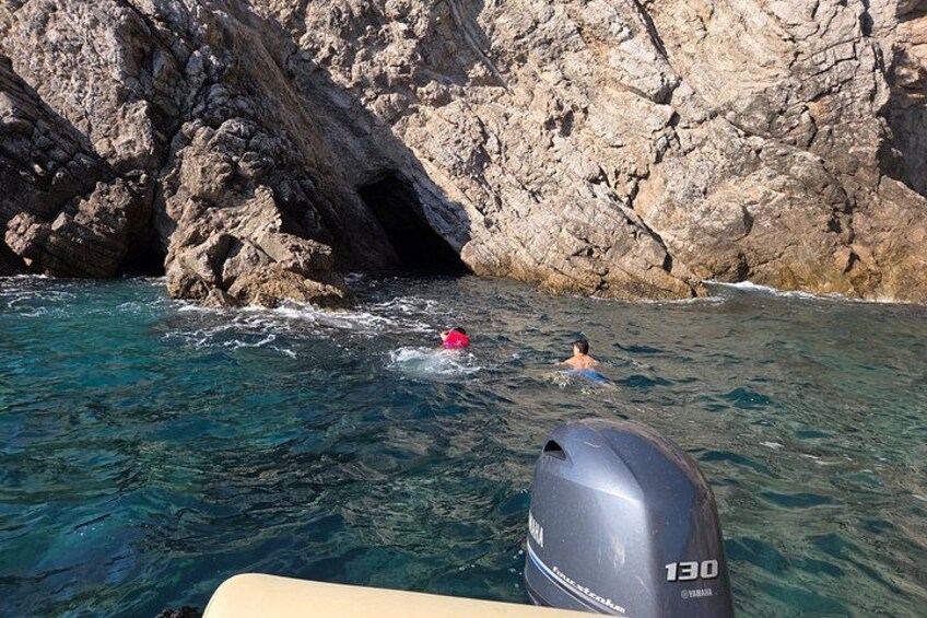 Private Blue Cave & 7 Caves Speedboat Tour + Drinks & Snorkel 5