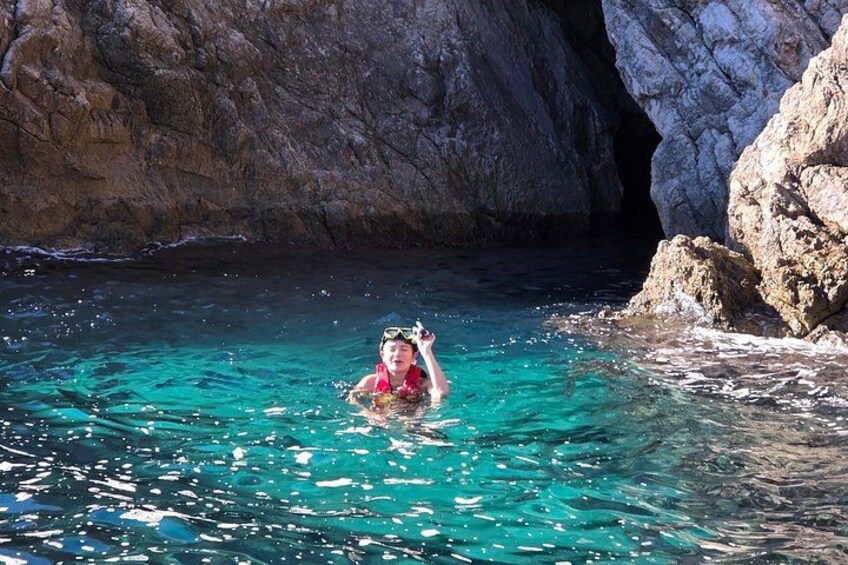 Private Blue Cave & 7 Caves Speedboat Tour + Drinks & Snorkel 3