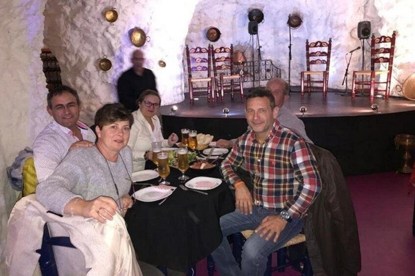 Flamenco Show in a Cave Restaurant in Granada 2