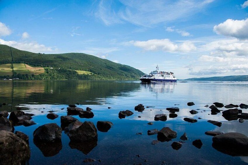 Loch Ness 50-minute Cruise with Urquhart Castle Views 3