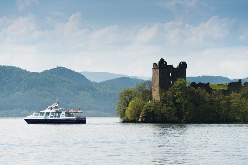 Loch Ness 50-minute Cruise with Urquhart Castle Views 3