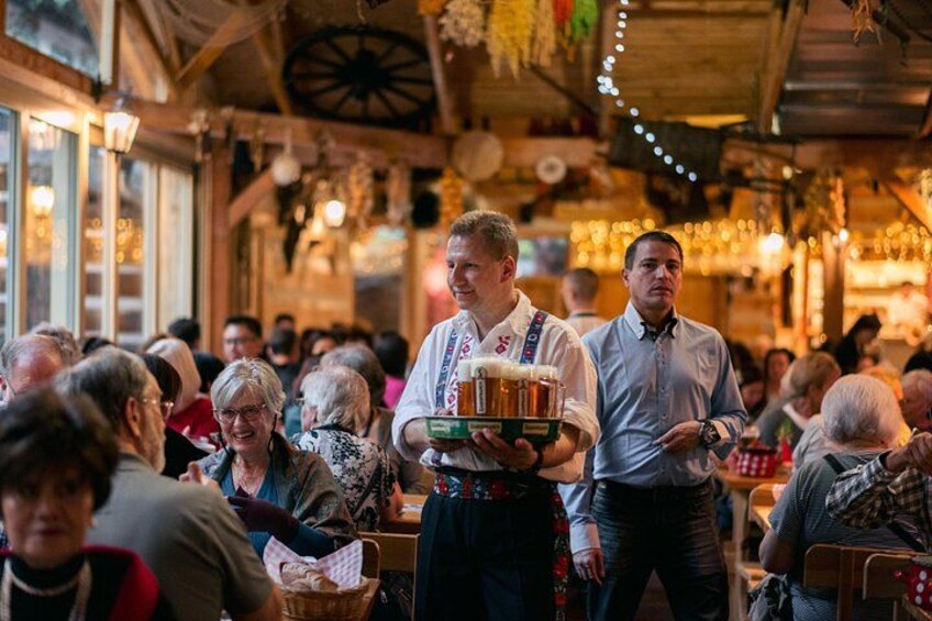 Folklore Evening with Music and Dinner 4