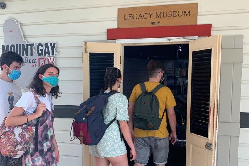 come enter our Museum 5