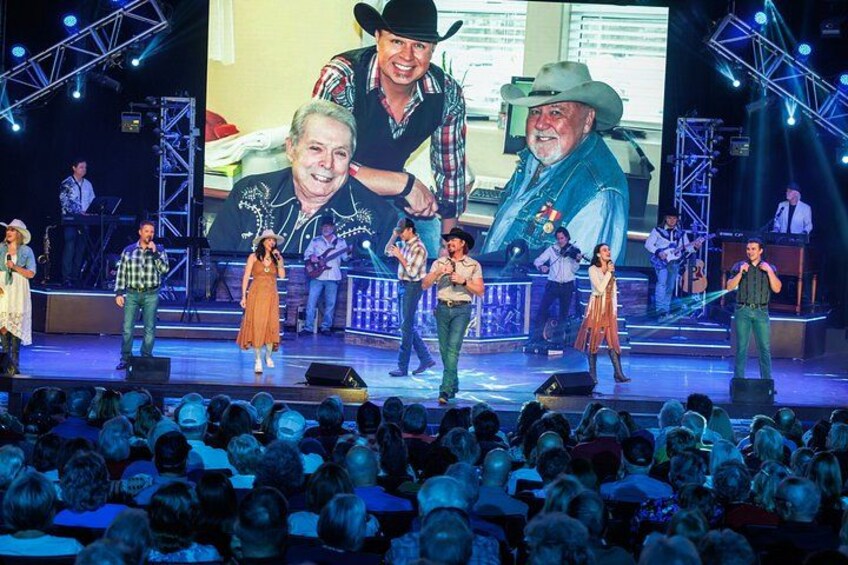 Clay Cooper's Country Express in Branson 2