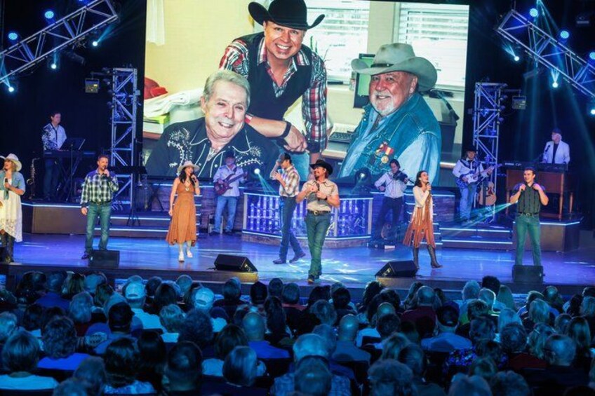 Clay Cooper's Country Express in Branson 2