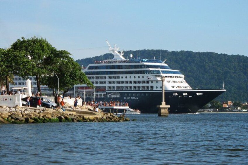 Santos: Beach life with Coffee, Football and Port 4