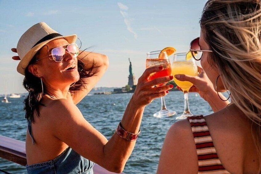 New York City Sunset Cruise on a Yacht 3