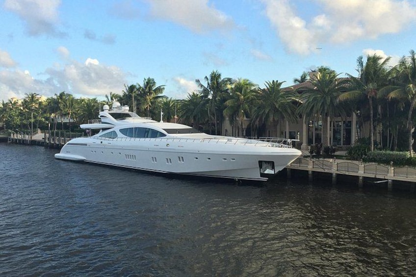 Jungle Queen Riverboat 90-Minute Narrated Sightseeing Cruise in Fort Lauderdale 2
