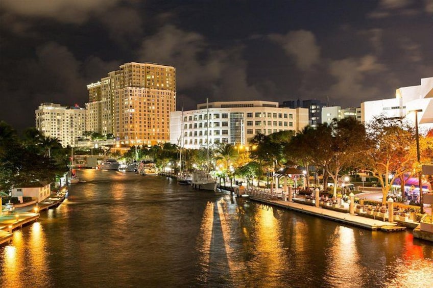 Jungle Queen Riverboat 90-Minute Narrated Sightseeing Cruise in Fort Lauderdale 2