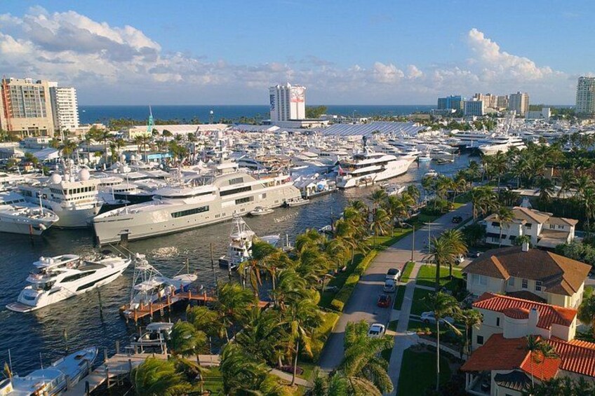 Jungle Queen Riverboat 90-Minute Narrated Sightseeing Cruise in Fort Lauderdale 2