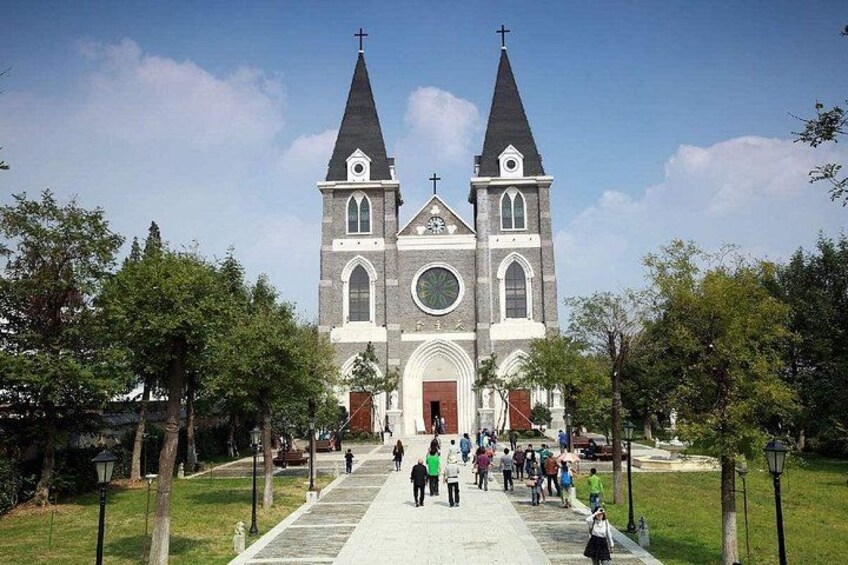 Harbin Catholic Church Car Transfer Service 3