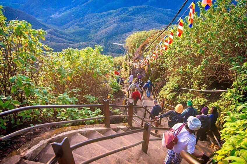 Adam's Peak Descending 4