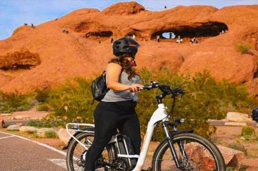 Hole in the Rock & Tempe Lake E-Bike Tour - 2 Hours 4