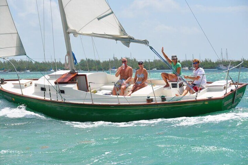 Private 90-Minute Harbor Sailing Charter in Key West