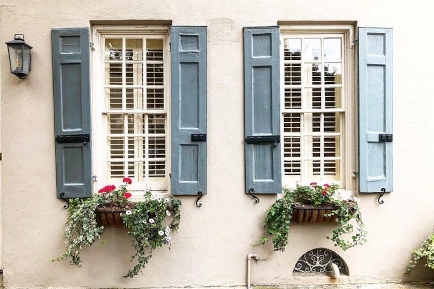 Window boxes in the Historic District 3