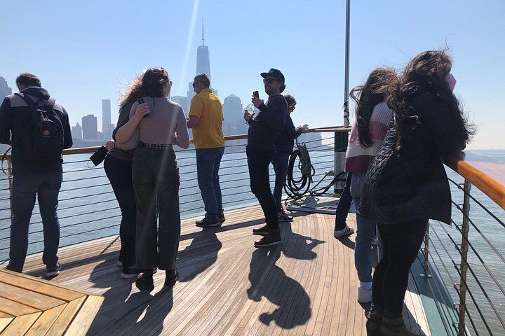 New York Harbor Brunch Cruise 4