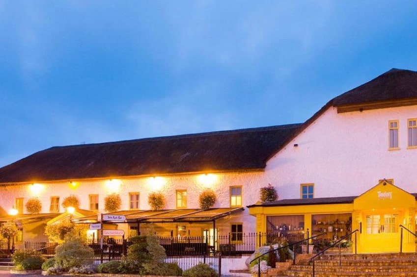 Skip the Line: Irish Night Show Including 4-Course Dinner Ticket 2