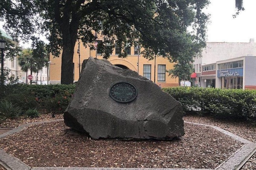 Historic Savannah Guided Walking Tour 3
