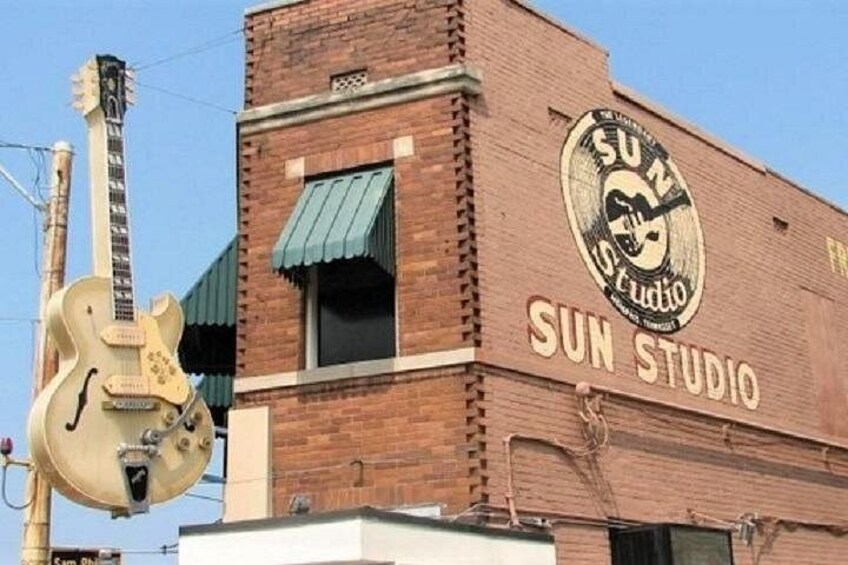 Nashville to Memphis Daytrip with Graceland VIP Tour and Sun Studio Admission 3