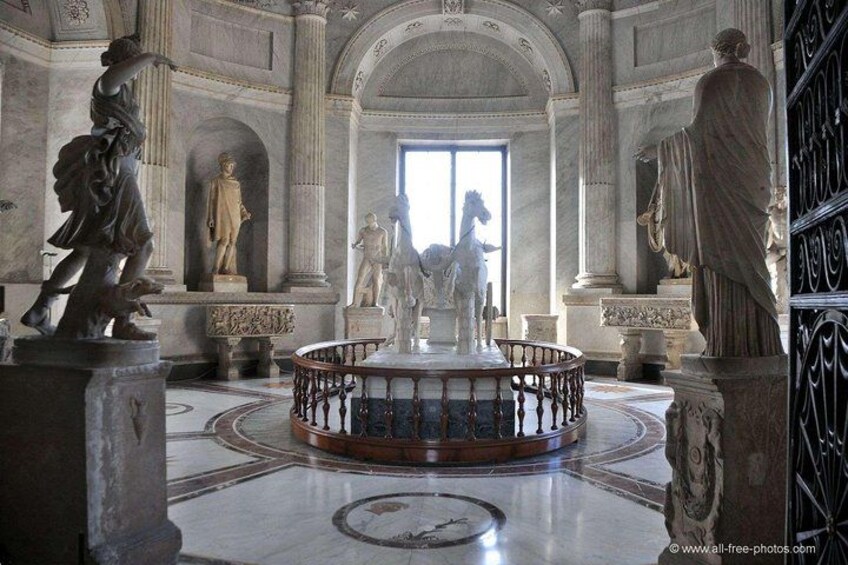 Sistine Chapel and Vatican Museums Skip The Line Ticket 2