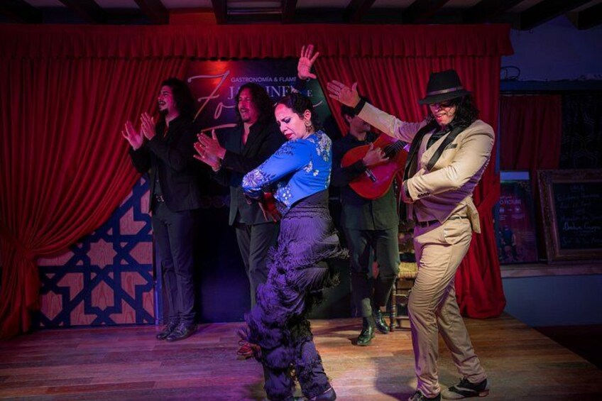 Flamenco Show Ticket at tablao Jardines de Zoraya Granada 2