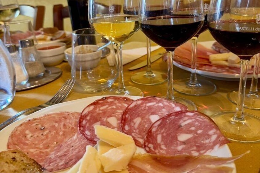 Self-Drive Vintage Fiat 500 Tour: Gourmet Lunch and Wine Tasting 2