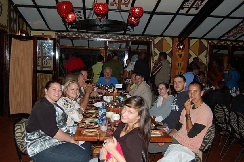 GUESTS 2