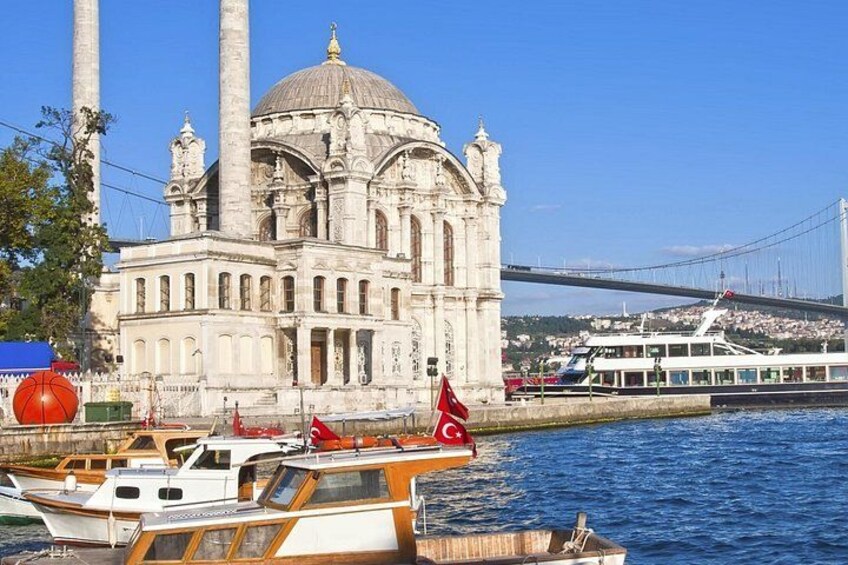 See striking palaces and monuments while cruising along the Bosphorus Strait 4