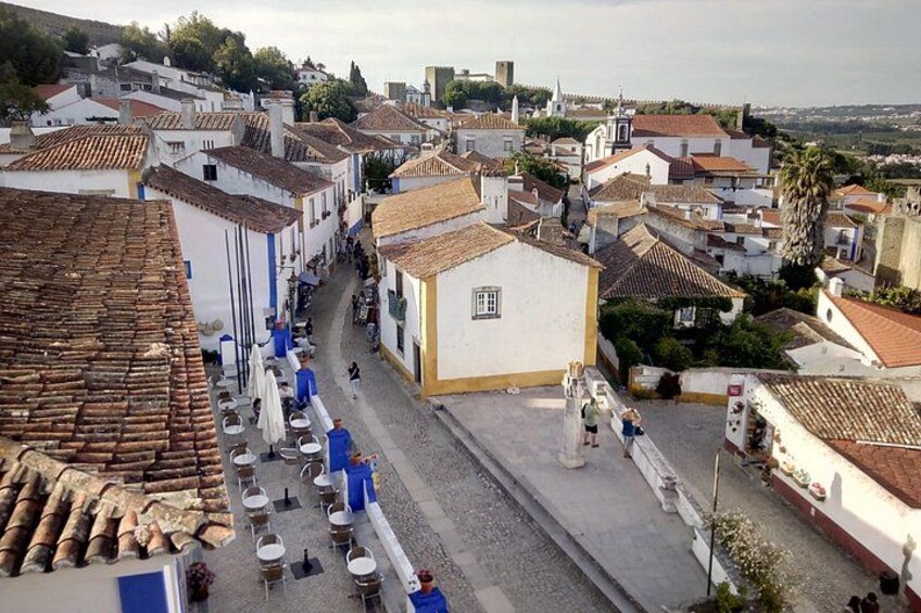 Step into the Middle Ages! Explore Óbidos’ narrow alleys and historic charm on this private tour. 2